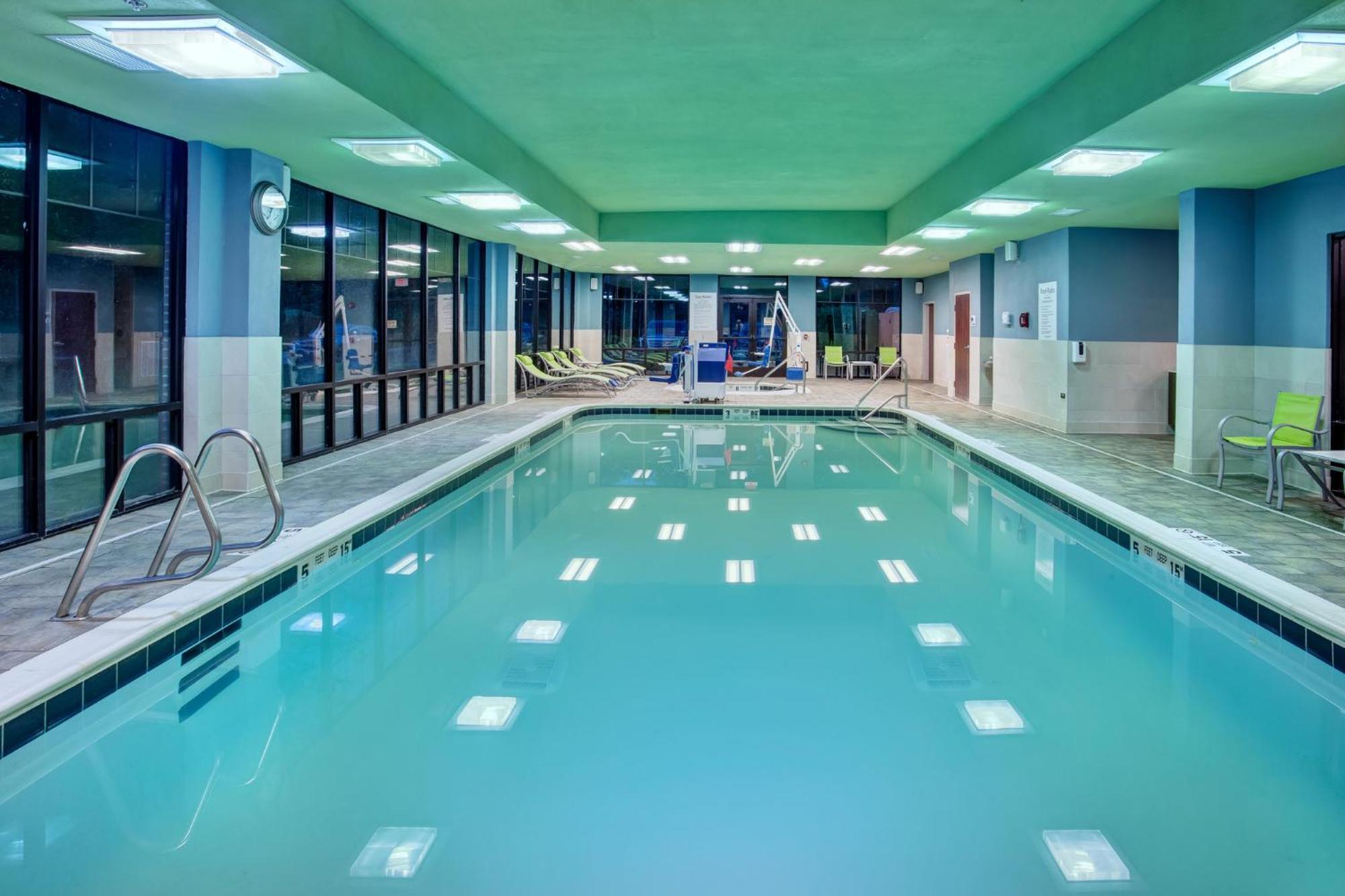 Holiday Inn Express Hotel&Suites Rochester Webster, an IHG Hotel Buitenkant foto